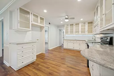 1504 Briarwood Boulevard, Arlington, TX 76013 - Photo 6