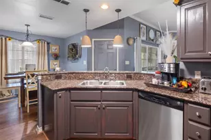 107 N Collin Dr, Chandler, TX 75758 - Photo 8