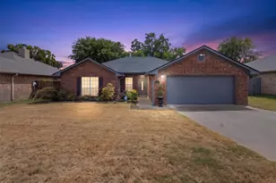 107 N Collin Dr, Chandler, TX 75758 - Photo 1