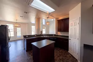 1402 Stone Oak Ct, Cedar Hill, TX 75104 - Photo 2