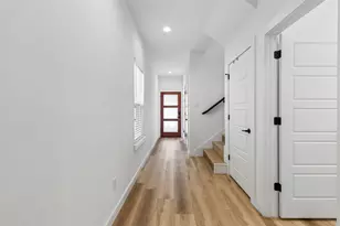 2225 Bethurum Ave, Dallas, TX 75215 - Photo 14