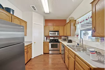 4925 Saint Thomas Place, Fort Worth, TX 76135 - Photo 18