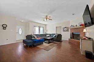 4925 St Thomas Pl, Fort Worth, TX 76135 - Photo 8
