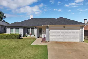 4925 St Thomas Pl, Fort Worth, TX 76135 - Photo 1
