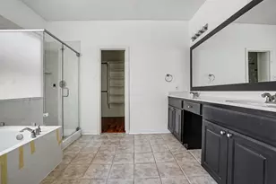 3023 Riverwood Ln, Grand Prairie, TX 75052 - Photo 16