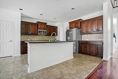 3023 Riverwood Lane, Grand Prairie, TX 75052 - Photo 8