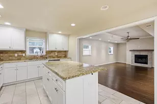 5708 Sunset Rd, Westworth Village, TX 76114 - Photo 4