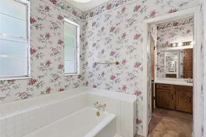 314 Brookside Drive, Grapevine, TX 76051 - Photo 14