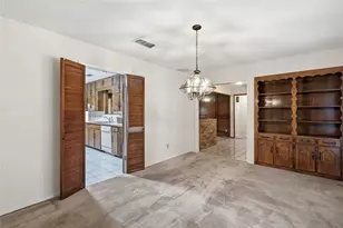 314 Brookside Dr, Grapevine, TX 76051 - Photo 6