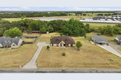 197 Savannah Drive, Weatherford, TX 76087 - Photo 34