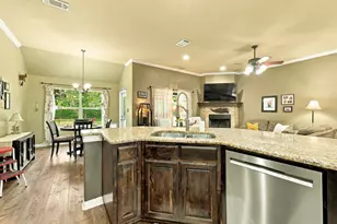 197 Savannah Dr, Weatherford, TX 76087 - Photo 16