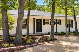 704 Dobbins Rd, Corsicana, TX 75110 - Photo 2