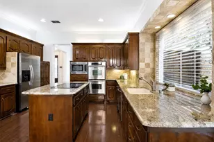 8344 Coral Dr, Dallas, TX 75243 - Photo 14