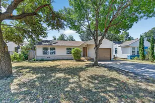 2358 Norwood Dr, Dallas, TX 75228 - Photo 2