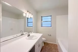 5421 Bonnie Wayne St, Haltom City, TX 76117 - Photo 18