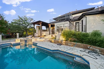 100 Krohn Court, Irving, TX 75038 - Photo 14