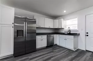 412 Susan Dr, Kennedale, TX 76060 - Photo 2