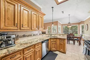 5111 Misty Ln, Pasadena, TX 77505 - Photo 6