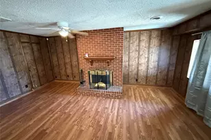 7935 Larchridge Dr, Dallas, TX 75232 - Photo 2