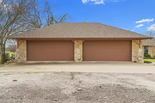 9711 Jim Christal Rd, Krum, TX 76249 - Photo 26