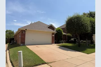 7806 Quiet Waters Drive, Arlington, TX 76016 - Photo 2