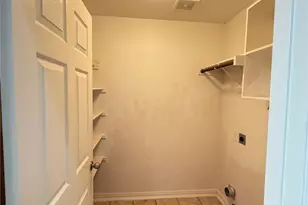 7806 Quiet Waters Dr, Arlington, TX 76016 - Photo 14
