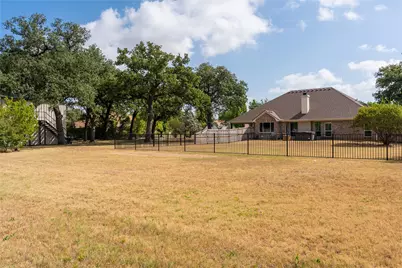 111 Spring Creek Street, Waco, TX 76705 - Photo 4