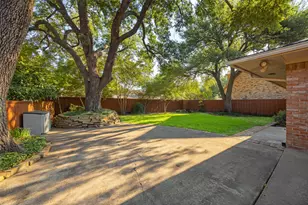 7117 Chipperton Dr, Dallas, TX 75225 - Photo 24