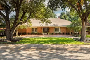 7117 Chipperton Dr, Dallas, TX 75225 - Photo 1