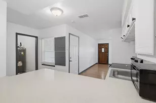 620 E Sears St, Denison, TX 75021 - Photo 6