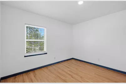 620 E Sears Street, Denison, TX 75021 - Photo 12