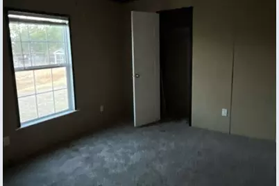 209 N Avenue C, Knox City, TX 79529 - Photo 18