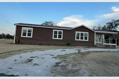 209 N Avenue C, Knox City, TX 79529 - Photo 8