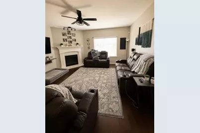 321 Avila Lane, Fort Worth, TX 76052 - Photo 4