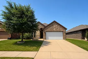 321 Avila Ln, Fort Worth, TX 76052 - Photo 1
