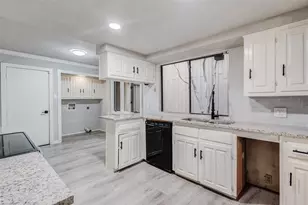 3161 Golden Oak, Farmers Branch, TX 75234 - Photo 14