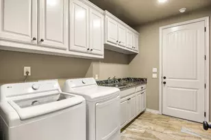 3503 Fountain Way, Granbury, TX 76049 - Photo 22