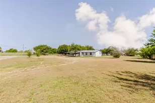 9800 2nd St, Joshua, TX 76058 - Photo 26