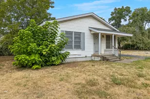 2007 Haltom Rd, Haltom City, TX 76117 - Photo 2