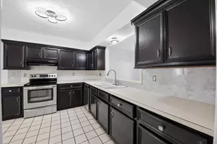 7335 Antoine Dr, Houston, TX 77088 - Photo 12