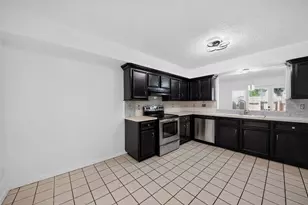 7335 Antoine Dr, Houston, TX 77088 - Photo 10