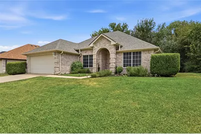 1601 Creekside, Sherman, TX 75092 - Photo 2