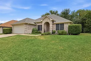 1601 Creekside, Sherman, TX 75092 - Photo 2