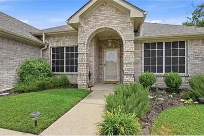1601 Creekside, Sherman, TX 75092 - Photo 4