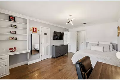 8710 Sanshire Avenue, Dallas, TX 75231 - Photo 24