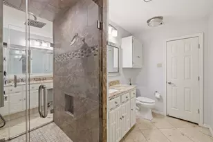 8710 Sanshire Ave, Dallas, TX 75231 - Photo 22
