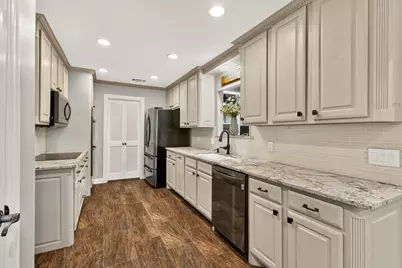 1946 Oakbluff Drive, Carrollton, TX 75007 - Photo 14