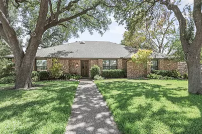 1946 Oakbluff Drive, Carrollton, TX 75007 - Photo 6