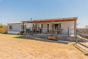 157 Judge Ct, New Fairview, TX 76078 - Photo 2