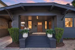 719 N Bishop Ave, Dallas, TX 75208 - Photo 4